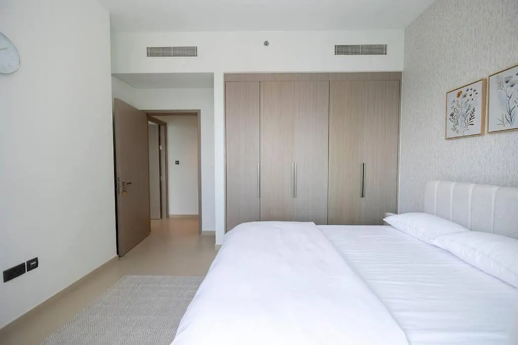 Apartment Chic 2Br Apt At Act One Act Two Near Burj Khalifa 3504 Dubai United Arab Emirates